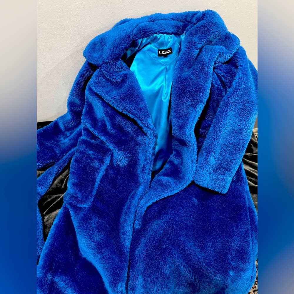 UGG Jackets Alesandra Faux Fur Wrap Blue NWOT $225  L/XL